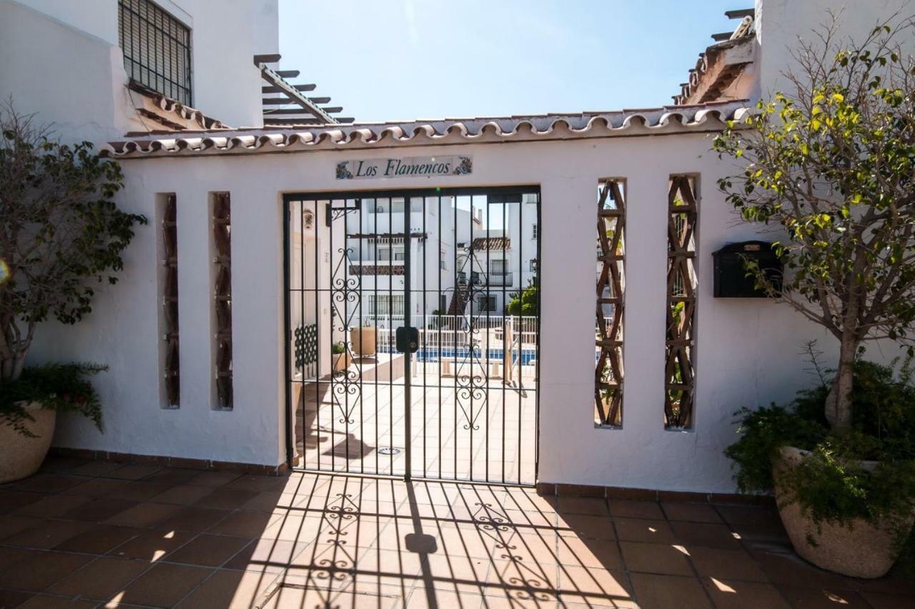 Puerto De La Duquesa Beach Apartment Castillo de Sabinillas Exterior photo